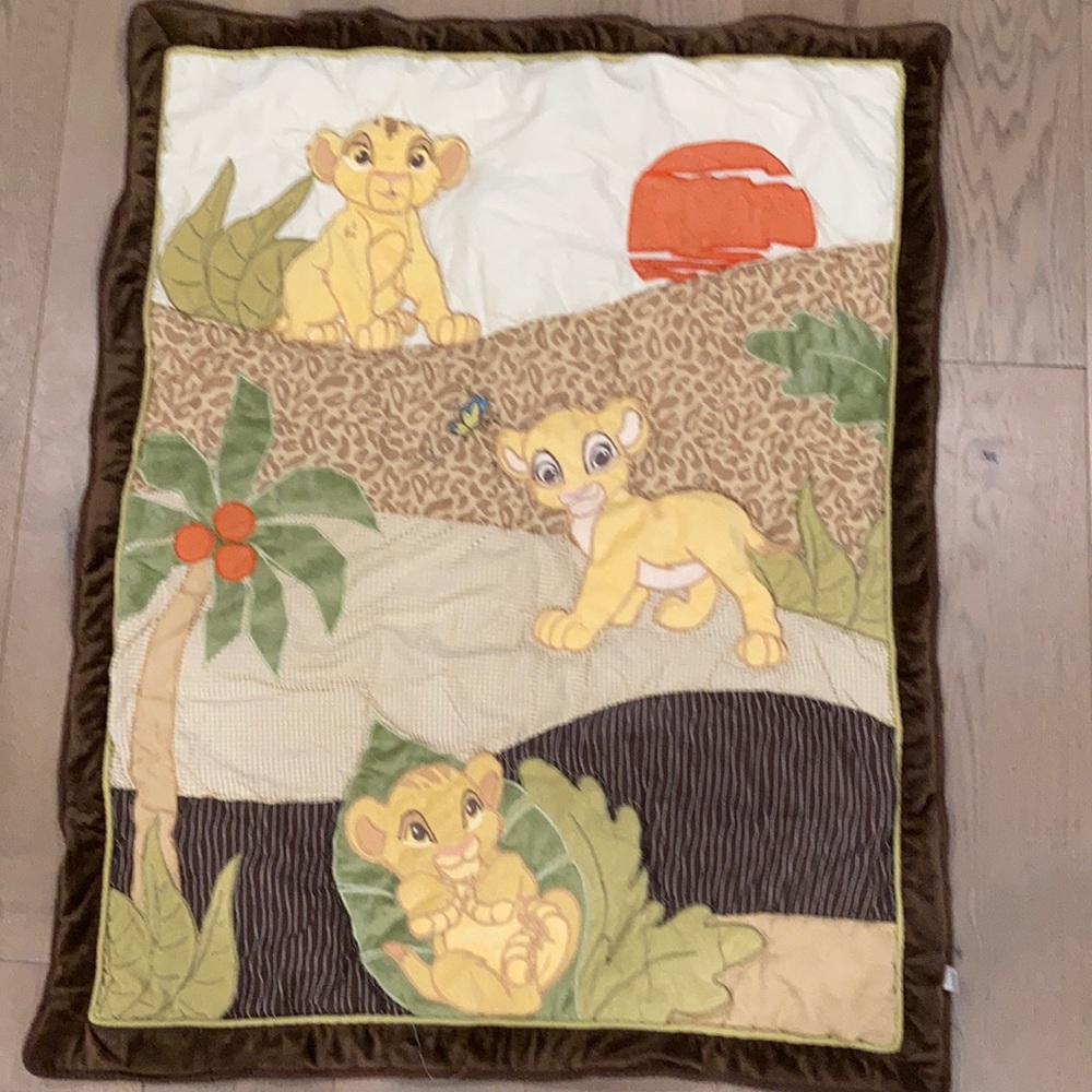 Lion king comforter and crib skirt